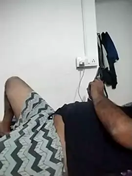 Desi Londa 143 online show from March 16, 2026, 3:48 pm