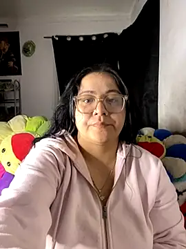 MsConejitaa online show from November 1, 2025, 4:12 pm