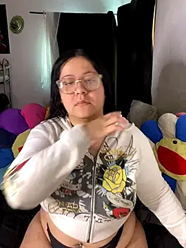 MsConejitaa online show from October 24, 2025, 5:23 pm