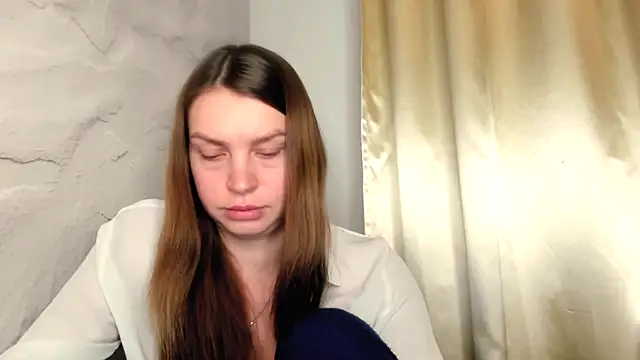 Snapshot of RubySkot chatting on February 26, 2025, 7:53 pm RubySkot online show from February 26, 2025, 7:53 pm