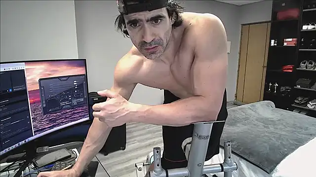 Snapshot of samricci21 chatting on January 15, 2026, 10:29 am samricci21 online show from January 15, 2026, 10:29 am