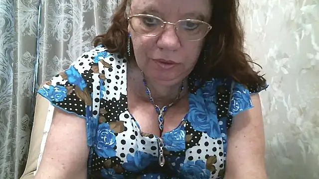 Snapshot of SusanaAhSun chatting on August 3, 2026, 11:49 am SusanaAhSun online show from August 3, 2026, 11:49 am