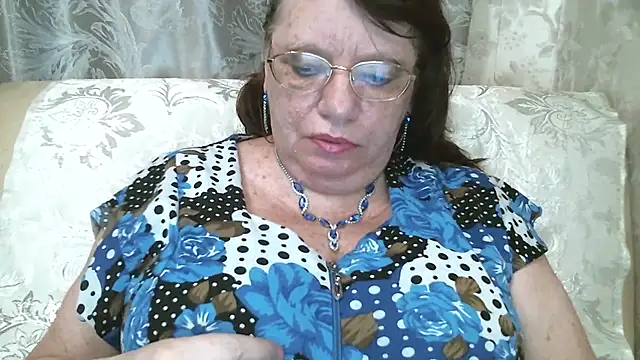 Snapshot of SusanaAhSun chatting on August 4, 2026, 11:37 am SusanaAhSun online show from August 4, 2026, 11:37 am