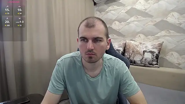 Snapshot of SerzhKorol1 chatting on May 29, 2026, 8:31 am SerzhKorol1 online show from May 29, 2026, 8:31 am
