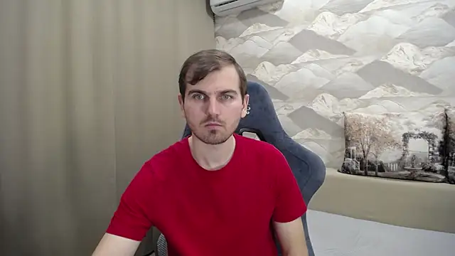 Snapshot of SerzhKorol1 chatting on January 6, 2026, 8:40 am SerzhKorol1 online show from January 6, 2026, 8:40 am