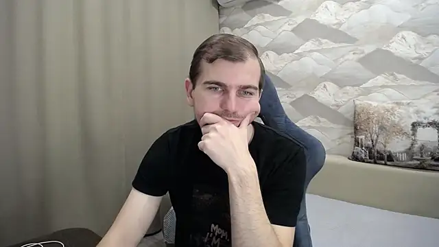 Snapshot of SerzhKorol1 chatting on December 20, 2025, 5:43 am SerzhKorol1 online show from December 20, 2025, 5:43 am