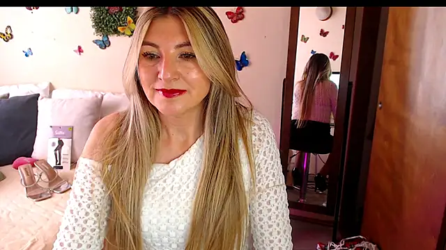 Jolie-Mature online show from June 25, 2026, 9:31 pm