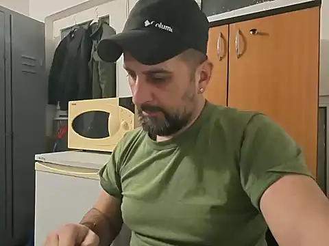 Snapshot of TigerOne19 chatting on January 13, 2026, 5:28 pm TigerOne19 online show from January 13, 2026, 5:28 pm