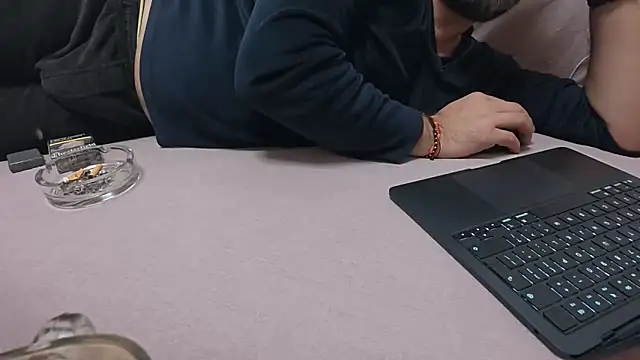 Snapshot of TigerOne19 chatting on January 14, 2026, 5:33 am TigerOne19 online show from January 14, 2026, 5:33 am