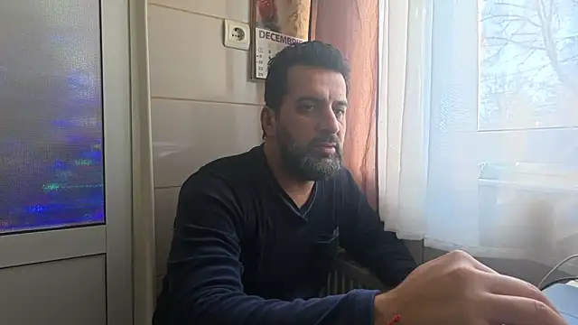 Snapshot of TigerOne19 chatting on December 19, 2025, 9:55 am TigerOne19 online show from December 19, 2025, 9:55 am