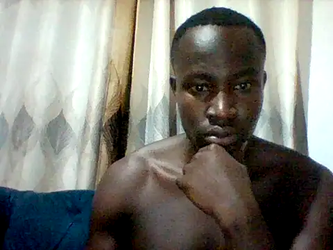 Snapshot of mclntz_bbc chatting on May 18, 2026, 3:06 pm mclntz bbc online show from May 18, 2026, 3:06 pm