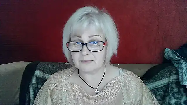 Snapshot of Gina_Marlyn chatting on March 21, 2025, 9:45 pm Gina Marlyn online show from March 21, 2025, 9:45 pm