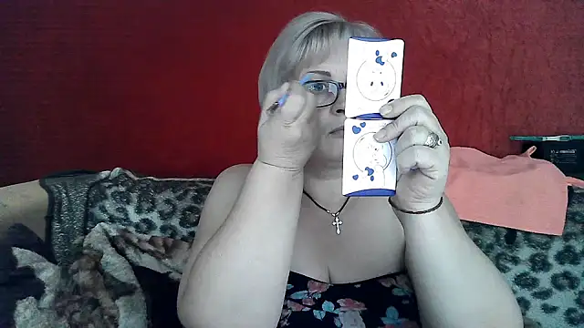 Snapshot of Gina_Marlyn chatting on March 5, 2025, 8:00 pm Gina Marlyn online show from March 5, 2025, 8:00 pm