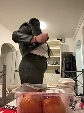 Mary Hot  online show from February 13, 2026, 5:46 pm