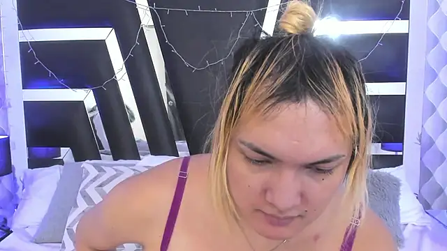 katya kozlov online show from September 25, 2025, 5:57 am