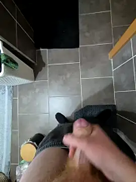 nicoco5757 online show from April 20, 2026, 2:40 pm