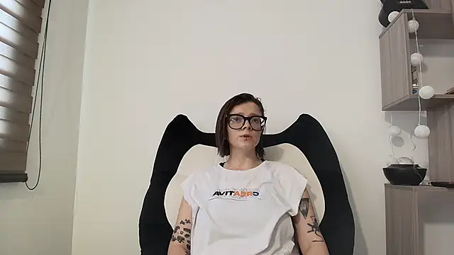 Arya starrk online show from March 18, 2026, 2:52 pm