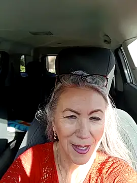 EvaRobinson online show from February 18, 2025, 9:09 pm