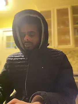 Snapshot of dingoding chatting on March 7, 2025, 4:02 am dingoding online show from March 7, 2025, 4:02 am