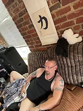 Snapshot of Littledick007007 chatting on July 26, 2026, 6:15 pm Littledick007007 online show from July 26, 2026, 6:15 pm