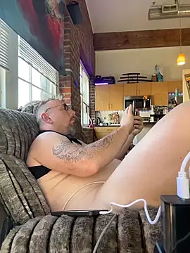 Snapshot of Littledick007007 chatting on May 3, 2026, 1:25 pm Littledick007007 online show from May 3, 2026, 1:25 pm