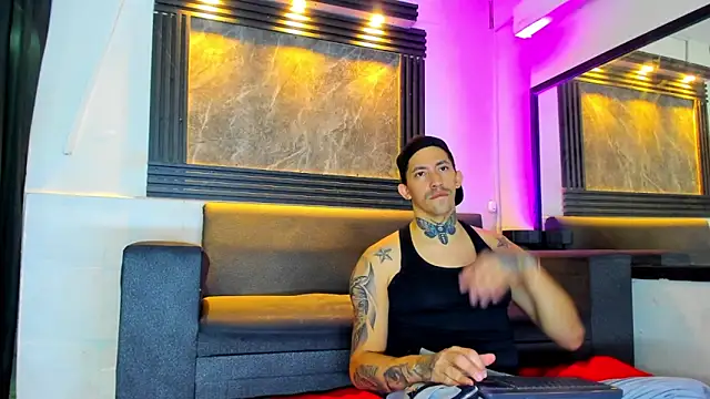 Snapshot of yeckodream chatting on November 18, 2025, 4:38 am yeckodream online show from November 18, 2025, 4:38 am