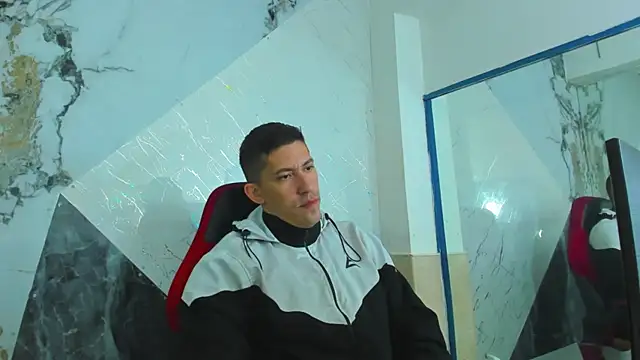 Snapshot of yeckodream chatting on November 28, 2025, 5:40 am yeckodream online show from November 28, 2025, 5:40 am