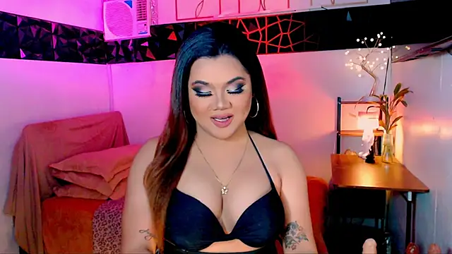 Snapshot of asiankatyhuge chatting on November 6, 2025, 2:59 am asiankatyhuge online show from November 6, 2025, 2:59 am