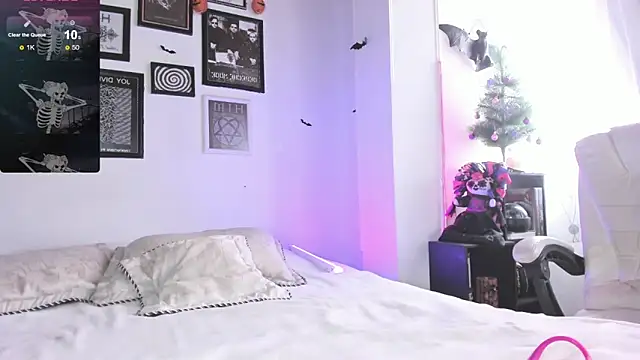 gothic do11 online show from December 14, 2024, 5:03 pm