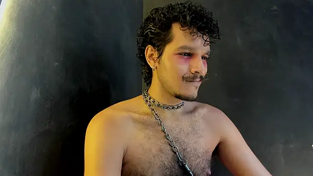 Snapshot of die_mond chatting on December 22, 2025, 5:57 pm die mond online show from December 22, 2025, 5:57 pm