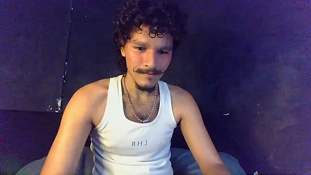 Snapshot of die_mond chatting on April 19, 2026, 11:44 am die mond online show from April 19, 2026, 11:44 am