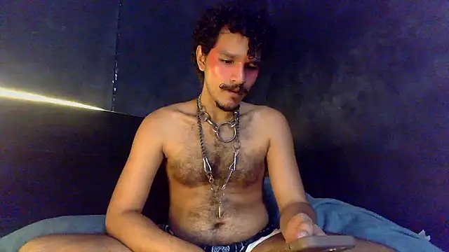 Snapshot of die_mond chatting on February 22, 2026, 1:35 pm die mond online show from February 22, 2026, 1:35 pm