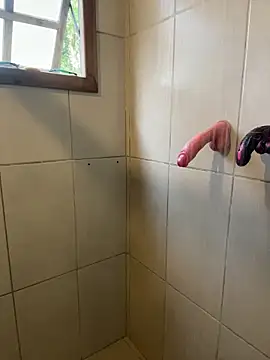 AliceStone19 online show from April 15, 2026, 5:28 pm