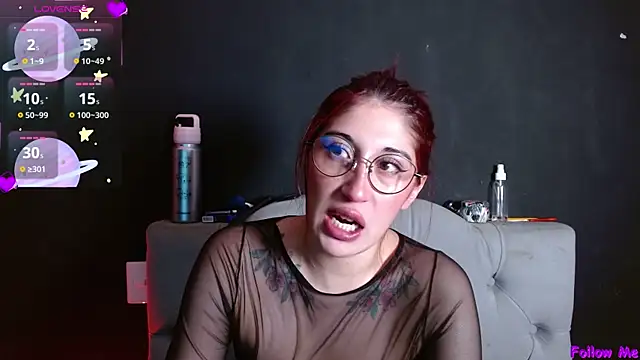 Red-moon1 online show from January 17, 2026, 4:38 am