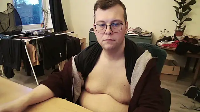 Snapshot of chubbysmallcock@xh chatting on February 14, 2026, 4:18 pm chubbysmallcockxh online show from February 14, 2026, 4:18 pm