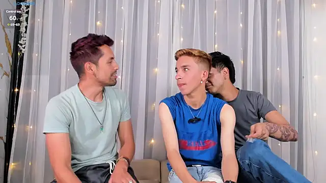 EuphoriaBoys online show from February 2, 2025, 9:02 pm