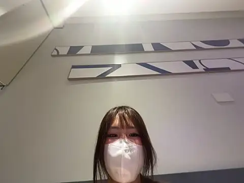 Snapshot of Onee-Chew chatting on May 26, 2026, 12:03 pm Onee-Chew online show from May 26, 2026, 12:03 pm