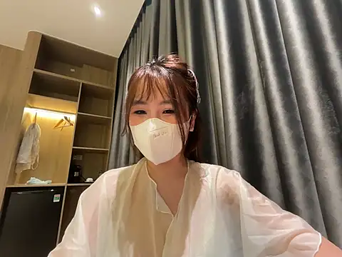 Snapshot of Onee-Chew chatting on June 7, 2026, 4:12 pm Onee-Chew online show from June 7, 2026, 4:12 pm