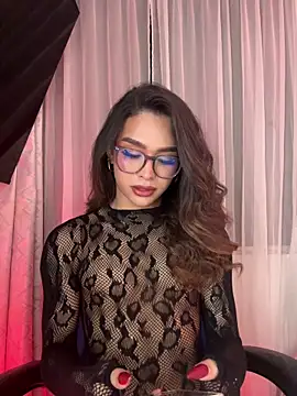 Samantha Bernardo online show from March 24, 2026, 4:01 am