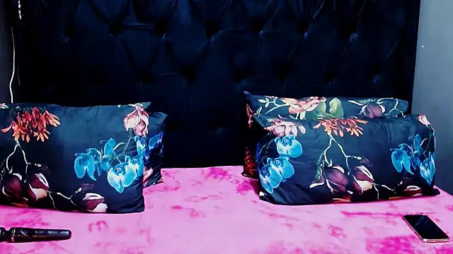 Ducheess online show from March 8, 2025, 4:34 am