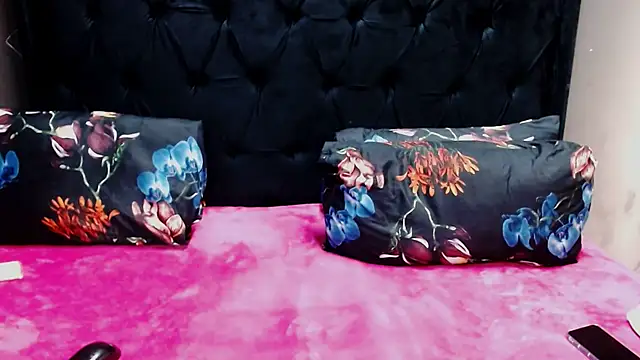 Ducheess online show from March 14, 2025, 4:54 am