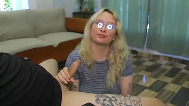 andycherry secrets  online show from April 2, 2026, 1:18 pm