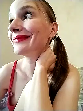 AimeeFair online show from September 23, 2025, 1:29 pm