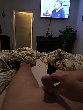 Snapshot of Andy7430 chatting on February 24, 2026, 6:47 am Andy7430 online show from February 24, 2026, 6:47 am