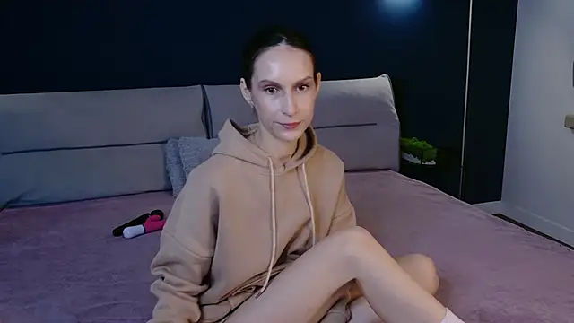 Snapshot of Mila_Anders chatting on March 20, 2026, 6:03 am Mila Anders online show from March 20, 2026, 6:03 am