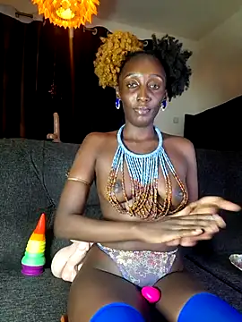 lynnkatrina online show from April 12, 2026, 12:14 am