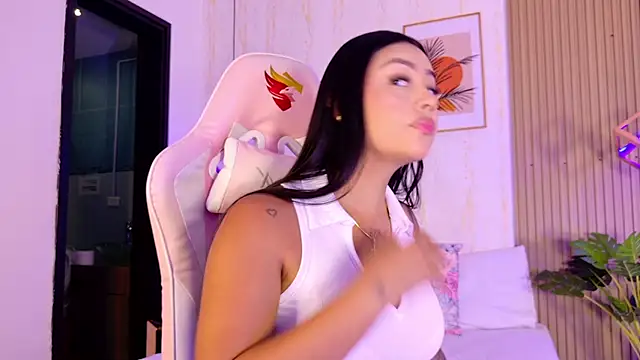 Snapshot of CameronCollins_ chatting on March 2, 2026, 7:21 pm CameronCollins online show from March 2, 2026, 7:21 pm