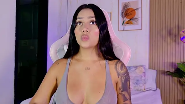 Snapshot of CameronCollins_ chatting on February 2, 2026, 7:35 pm CameronCollins online show from February 2, 2026, 7:35 pm