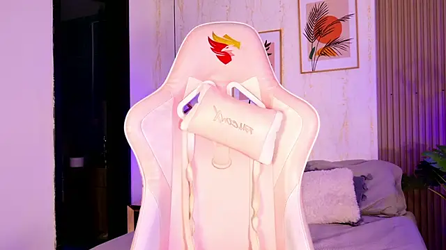 Snapshot of CameronCollins_ chatting on February 24, 2026, 5:25 pm CameronCollins online show from February 24, 2026, 5:25 pm