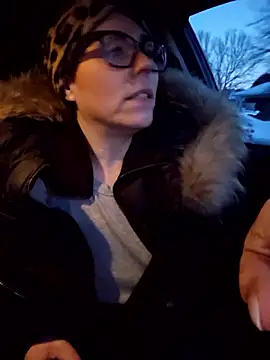 Ellie-L-Elizabeth online show from March 1, 2026, 11:05 pm